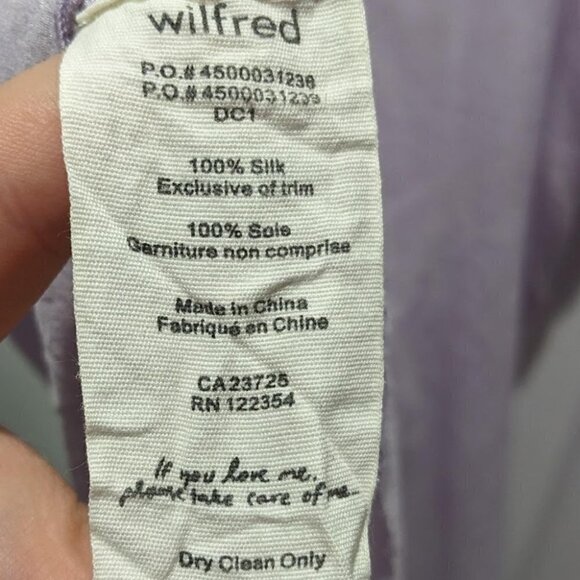 ARITZIA Under\Wilfred | Nostalgia Silk V-neck Camisole in Lavender - Picture 6 of 10